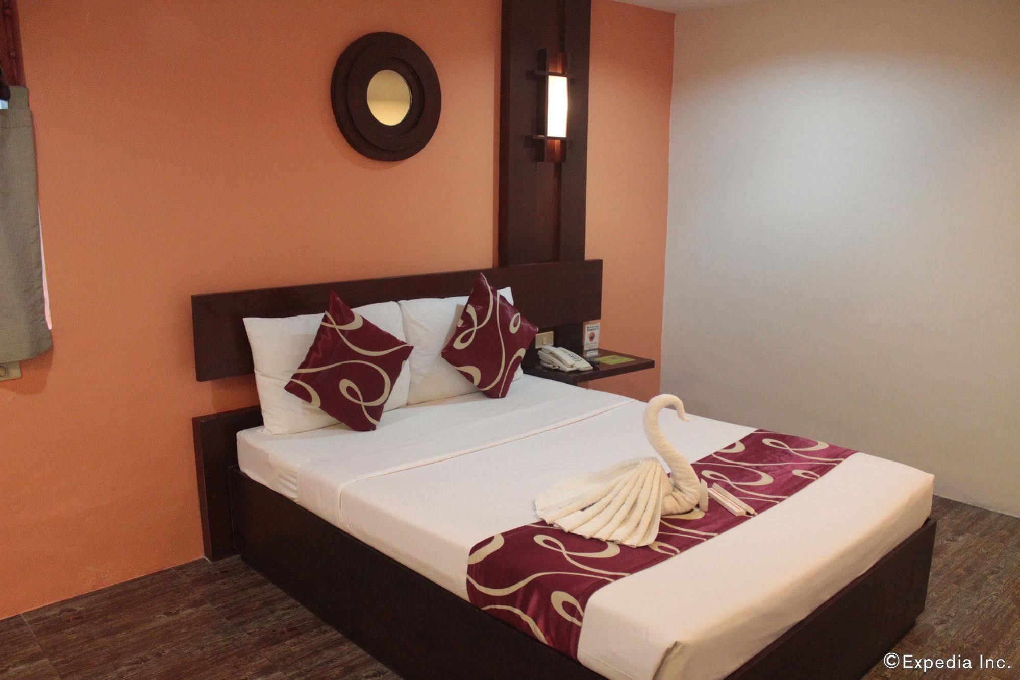 Acl Suites Cidade Quezon Exterior foto