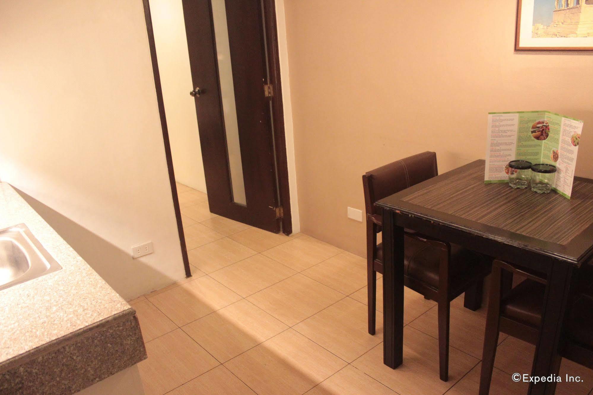 Acl Suites Cidade Quezon Exterior foto